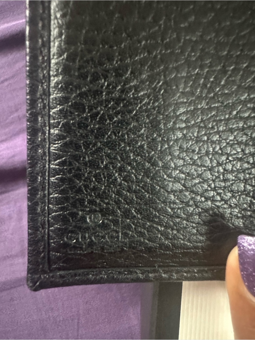 Gucci Marmont Black Pebbled  Leather Compact Wallet with Gold Double G - Picture 3 of 8